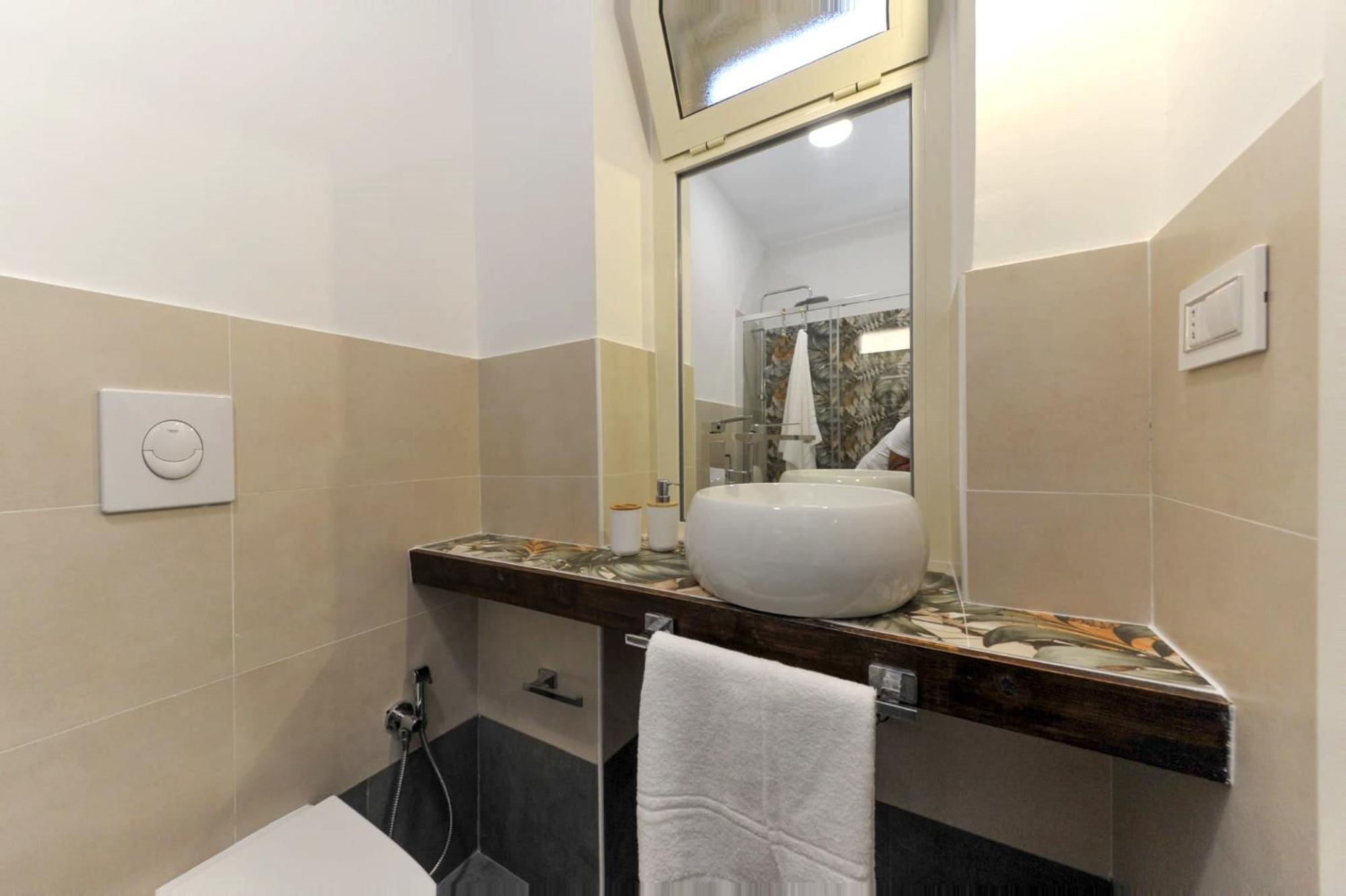Double or Twin Room Bathroom,1619747674:JPEG
