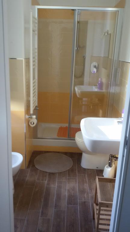 Camera Matrimoniale con Bagno Privato