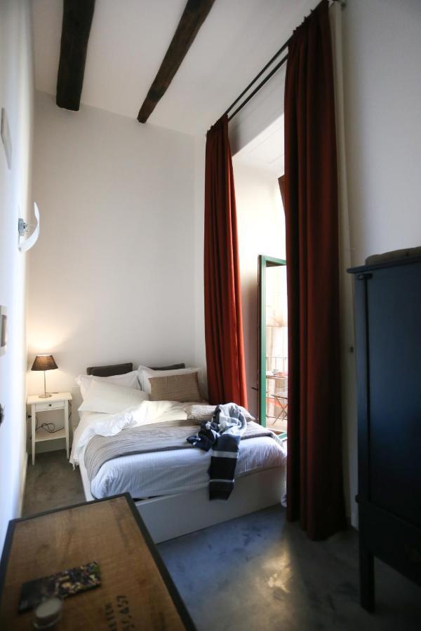 Small Double Room,955904257:JPEG