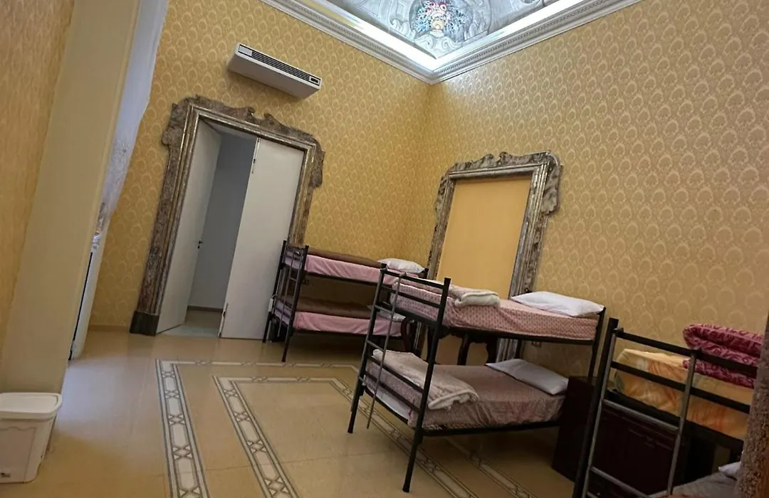 Salerno Experience hostel-1