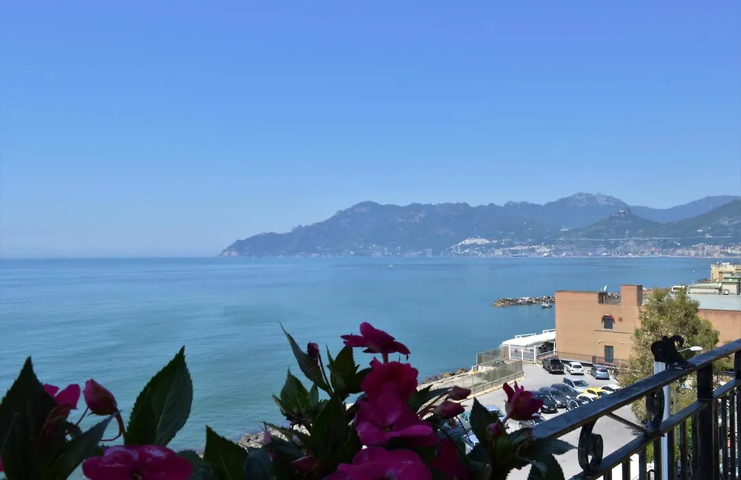 B&B Fronte Del Mare-1