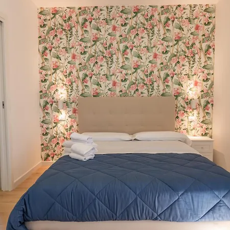 Relais San Demetrio - Modern & Central Rooms By Leading Hotel-3