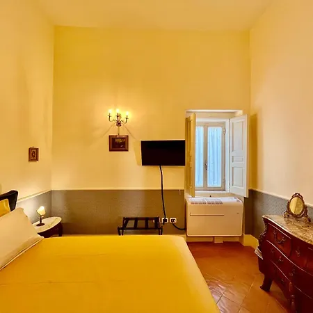 Casa Santangelo Suites - Historical Residence-3